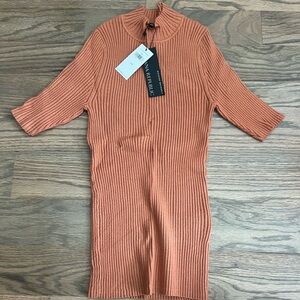 Banana Republic Women's Ribbed Knit Shirt - Rust